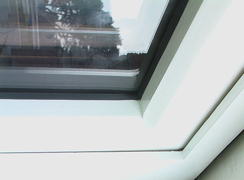 outer glazing seal