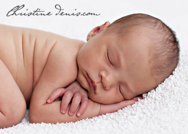 At three weeks ~ Ottawa Newborn Photographer
