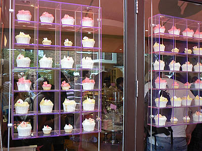 cupcakes hummingbird bakery.jpg