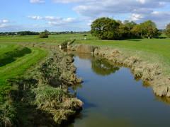 Downs-link crosses the river Adur south of Henfield.