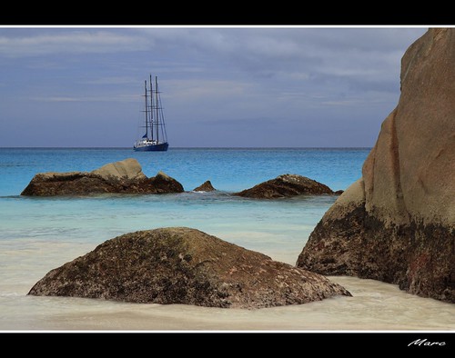 Seychelles Praslin chevalier bay by - Marc -