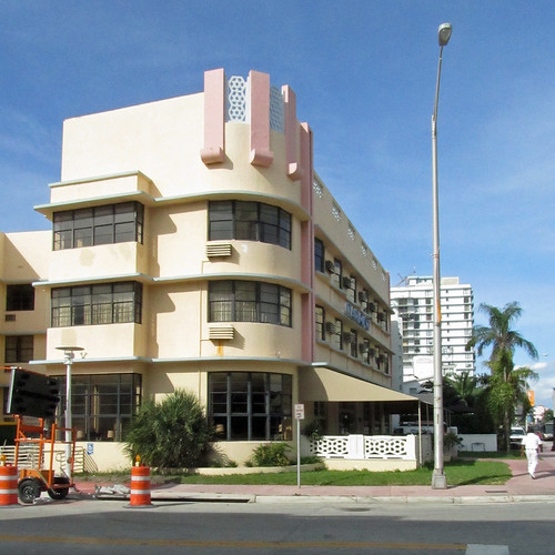 art deco buildings in miami. Miami Beach Art Deco Building