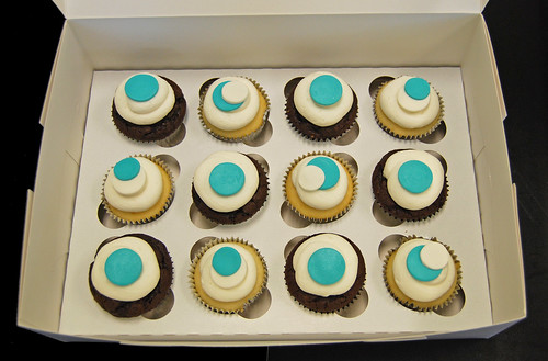 Tiffany blue and white baby shower cupcakes