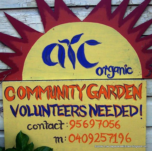 community garden sign in Sydney, AUS (by: Audrey Low, creative commons license)