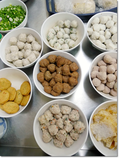 Variety of Yong Liew (Stuffed Fish Paste)