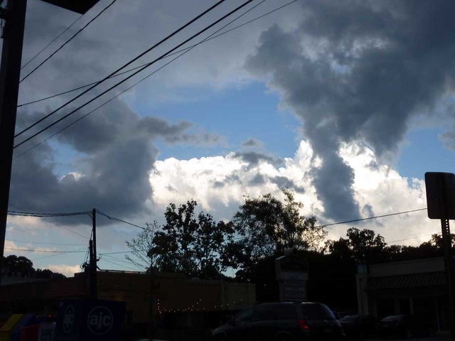 P1040254-2010-09-27-Clouds-Sky-Storm