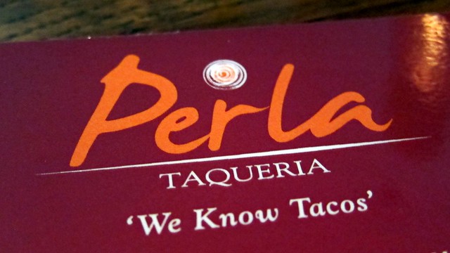 perla taqueria - the logo