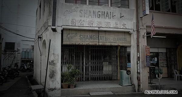 Retro Shanghai dry cleaning shop