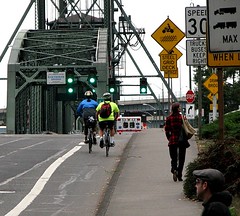 Hawthorne Bridge in Portland, OR. Photo: Todd Mecklem