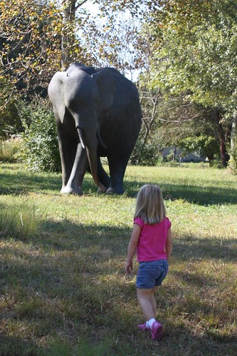 Catie & the elephant statue near the zoo entrance