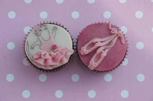 Angelina ballerina cupcakes