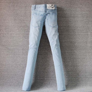 #5 Light denim jeans