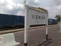 KTM Gemas station