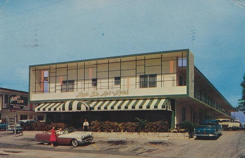 Magic Isle Motel - Miami Beach, Florida