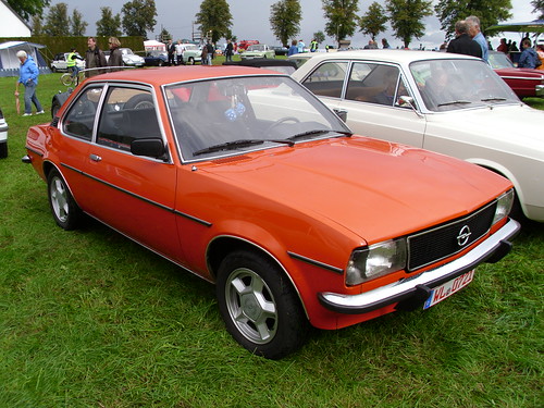 Opel Ascona B 13 1