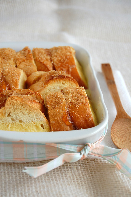 Marmalade bread and butter pudding / Pudim de pão com geléia de laranja