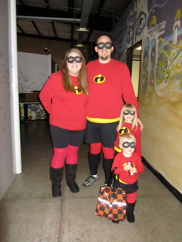 Davis Family Incredibles - Content