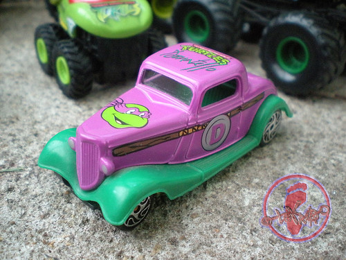 Racing Champions "Street Wheels" diecast 1:64 scale - 'Teenage Mutant Ninja Turtles' 5 pack :: 1934 Ford Streetrod - Donatello i (( 1999 ))  