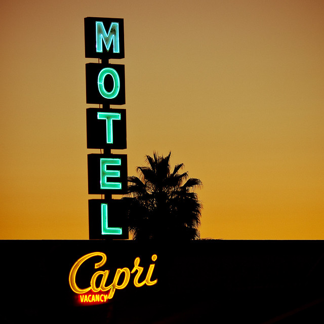 Motel Capri, Plate 7