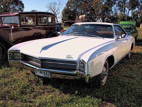 1967 Buick Riviera 1024 x 768