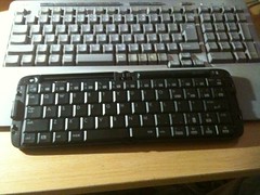 普通のキーボードとのサイズ比較