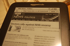 Kindle displaying BBC News web page