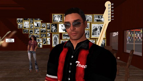 Tone Uriza in Second Life