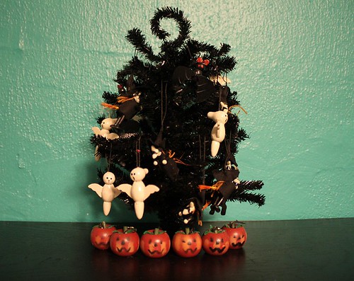 Halloween Tree Vintage Ornaments