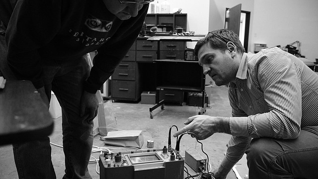 Gareth Edwards at Dallas Makerspace by Steevithak