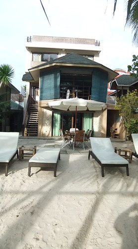 Our 3 bedroom Boracay Beach House by Toby Simkin