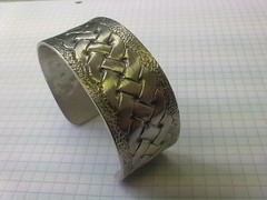 Chased Knotwork Bangle in Fine Silver