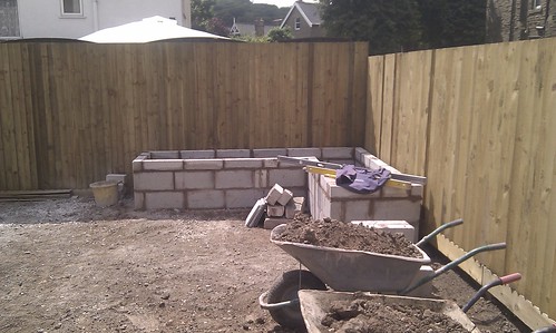 Landscaping Bollington. Paving and Fencing Image 11