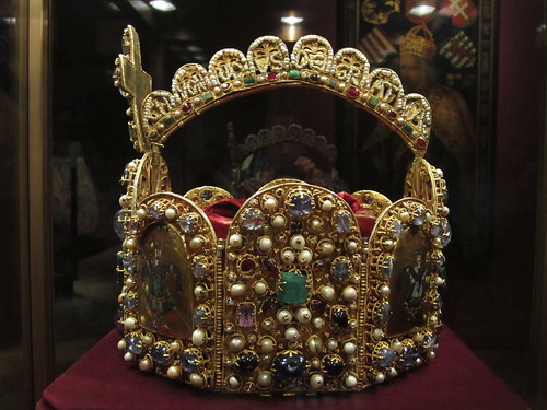 Hofburg Crown 3.2
