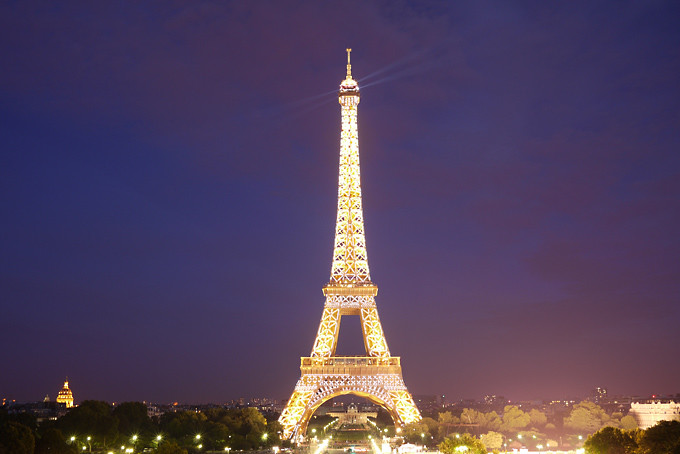 Eiffel Tower 巴黎鐵塔 艾菲爾鐵塔 from 夏瑤宮 Light show 夜間燈光秀