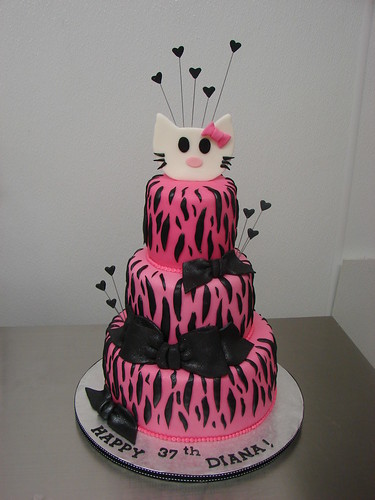 Hello Kitty Zebra Print Cake. Hello Kitty Zebra Print Cake