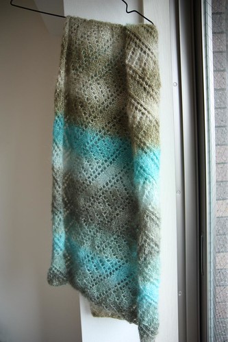 grey & turquoise diagonale shawl