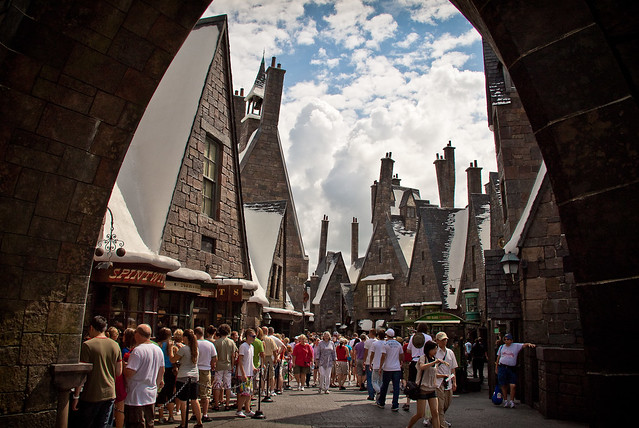 The Wizarding World of Harry Potter: Hogsmeade Village