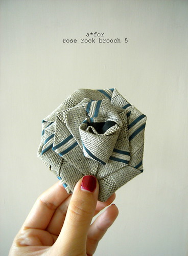a*for...rose rock brooch 5