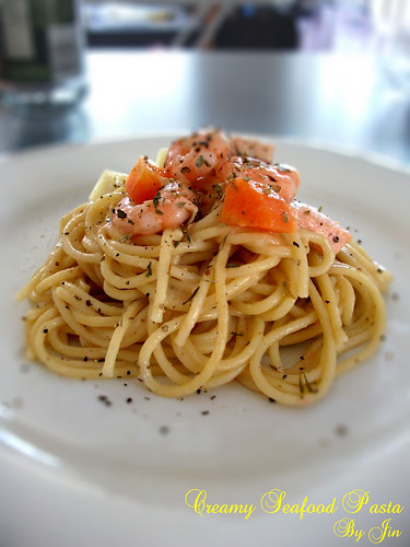 creamy seafood pasta