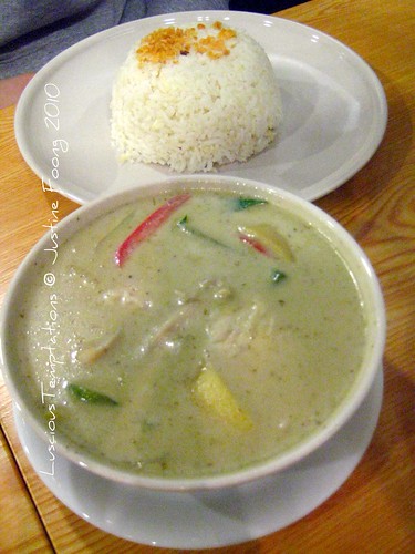 Thai Green Curry with Garlic Fried Rice - The Great Thai Cafe