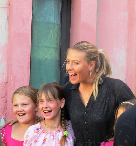 Tennis champion Maria Sharapova visiting children in Belarus2