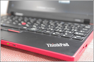 ThinkPad X100eのインターフェースをチェック
