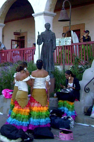 Fiesta Dancers Prepare
