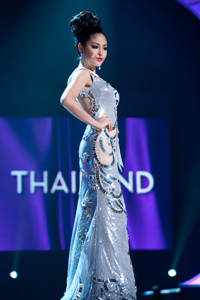 Miss Universe 2010 Thailand evening gown