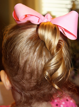 pony-tail-curl