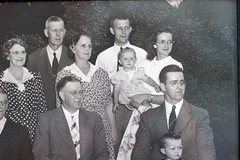 Multi-generational picture from 1946.