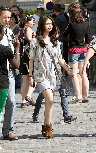 Selena Gomez Boots. side like Selena Gomez.