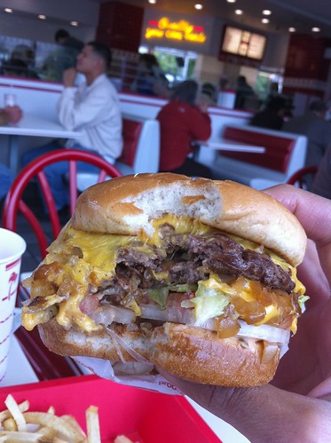 Tue July 20, 2010: In-N-Out Burger #35 – Double Double genex Style (correctly made) – Daly City, CA