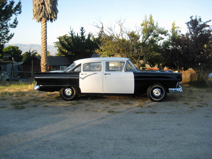 1957 Ford Black and White