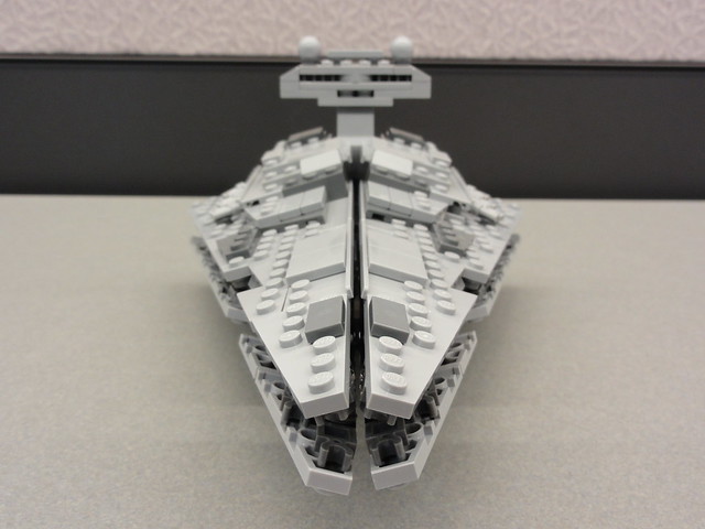 mekanisme Colonial kalligrafi Review: 8099 Midi-scale Imperial Star Destroyer - LEGO Star Wars -  Eurobricks Forums
